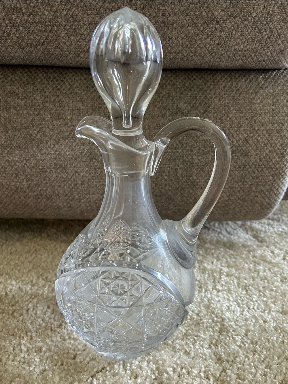 Cut Glass Crystal Pitcher Decanter with Stopper - Clear